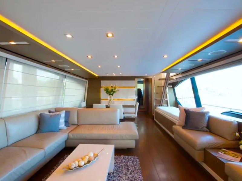 88' Ferretti - Yacht Rental in Fort Lauderdale, Florida
