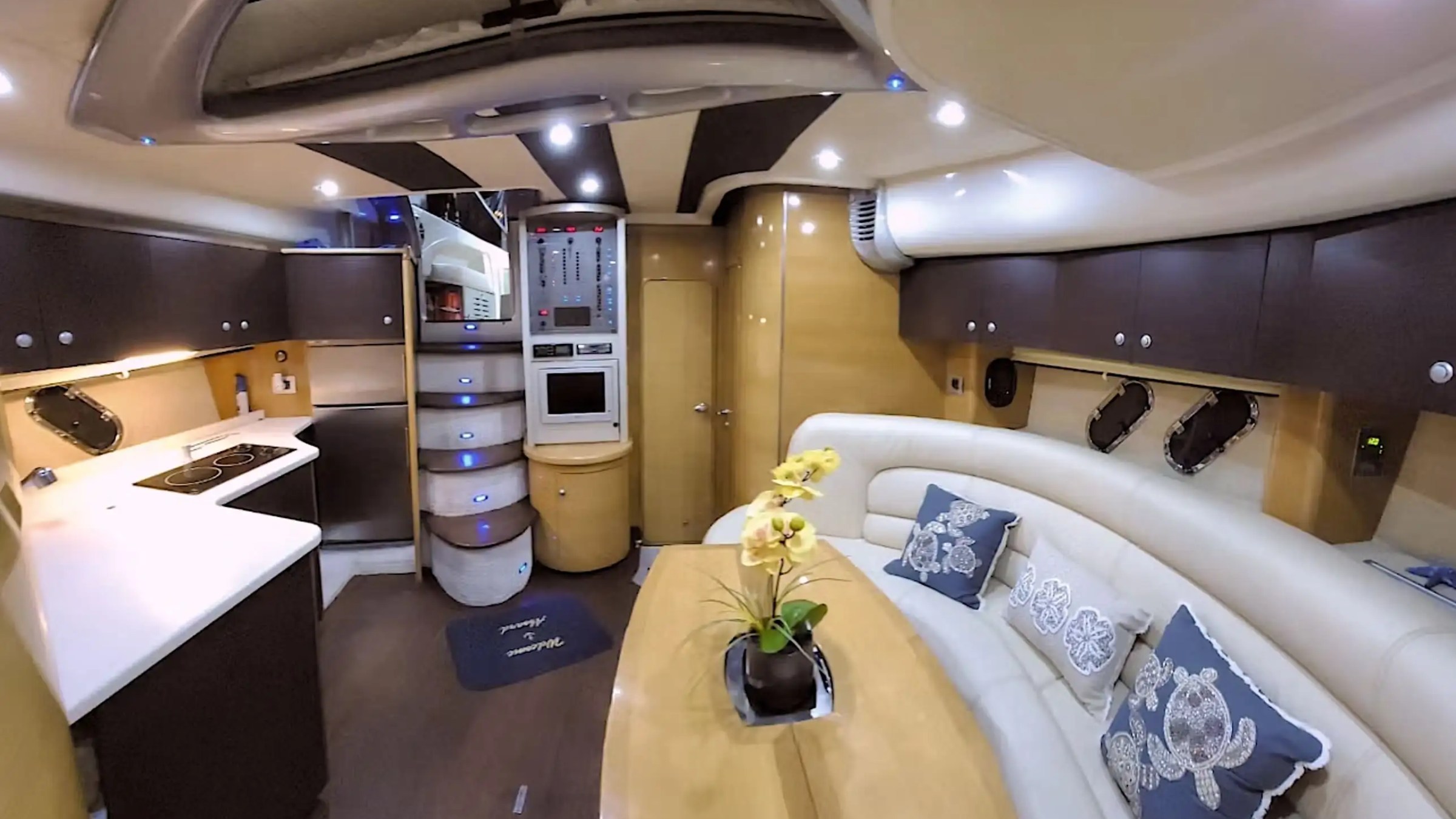 50′ Cranchi main salon interior Key Biscayne