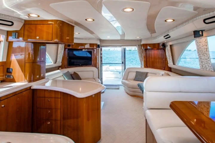 58' SeaRay - Yacht Rental in Fort Lauderdale, Florida