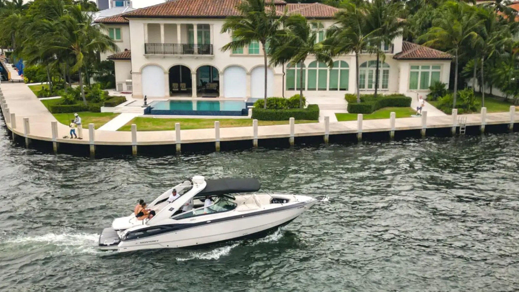 33' Monterrey - Boat Rental in Fort Lauderdale, Florida