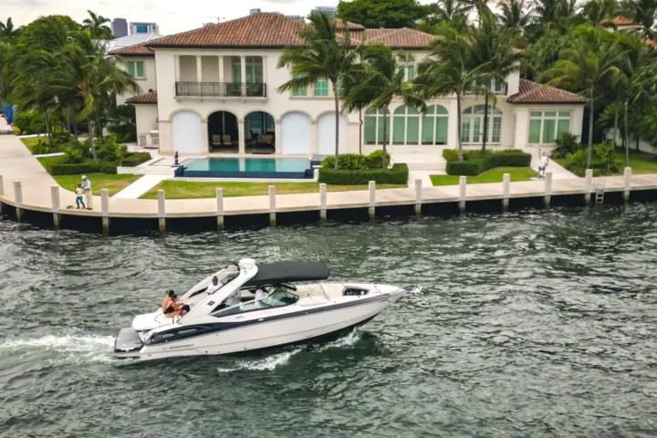 33' Monterrey - Boat Rental in Fort Lauderdale, Florida