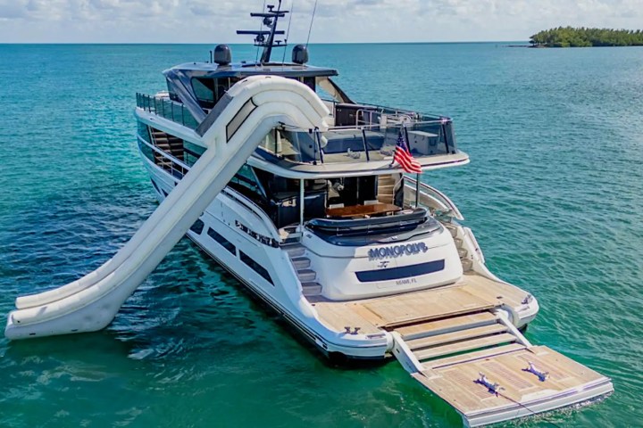 100' Princess - Yacht Rental in Miami, Florida