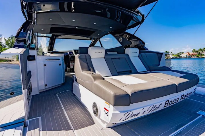 42' Cruisers - Boat Rental in Siesta Key, Florida