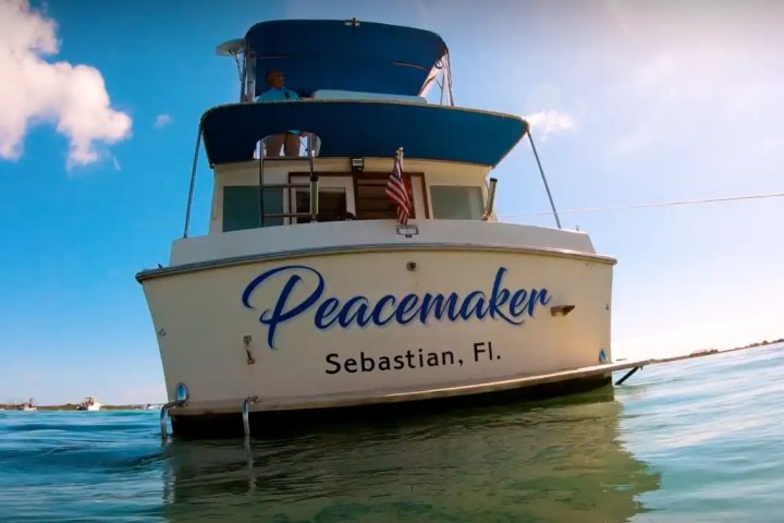 32' Pacemaker - Boat Rental in Sebastian, Florida