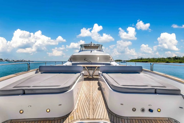 96' Sunseeker - Yacht Rental in Miami Beach, Florida