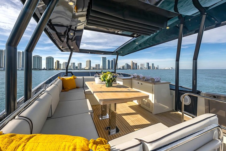 62' Beneteau - Yacht Rental in Miami Beach, Florida