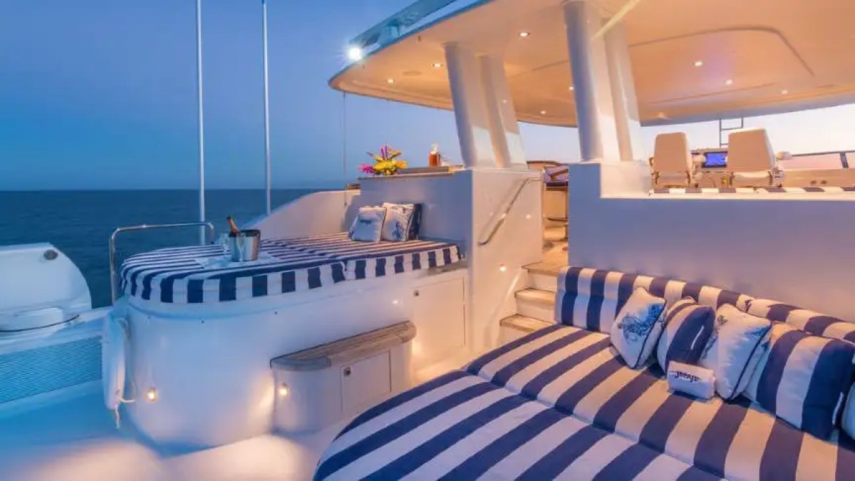 112' Westport - Yacht Rental in Palm Beach, Florida