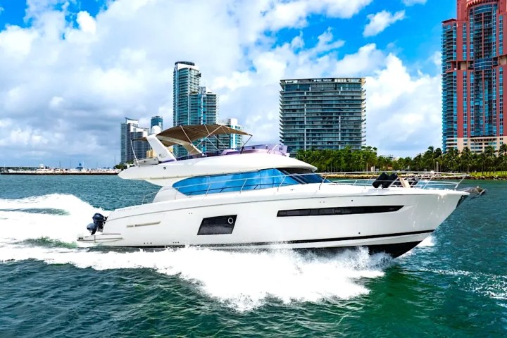 62' Prestige - Yacht Rental in Miami Beach, Florida