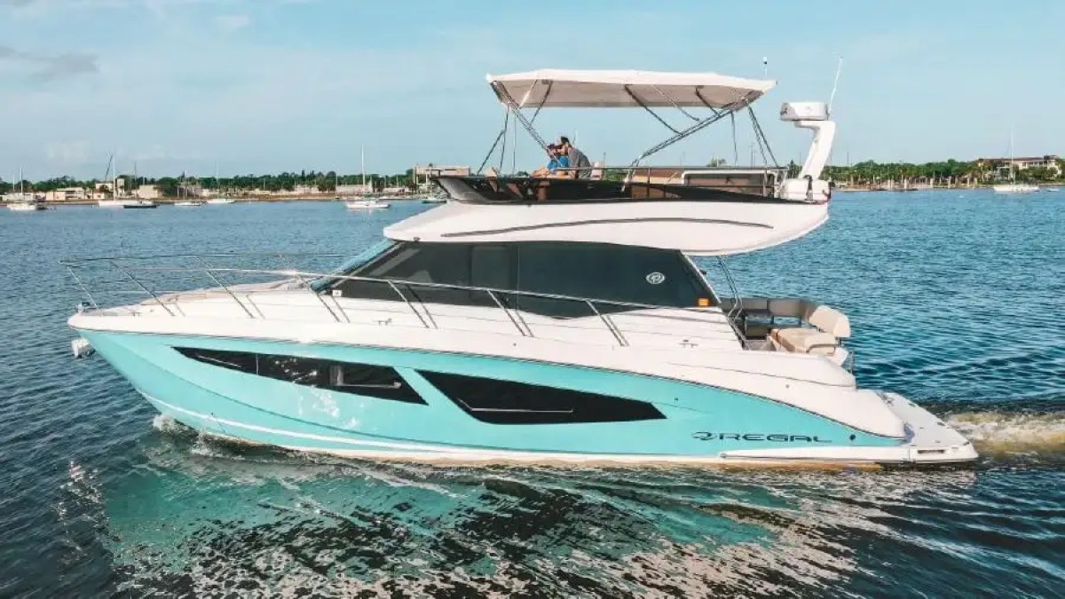 42' Regal - Boat Rental in St. Petersburg, Florida