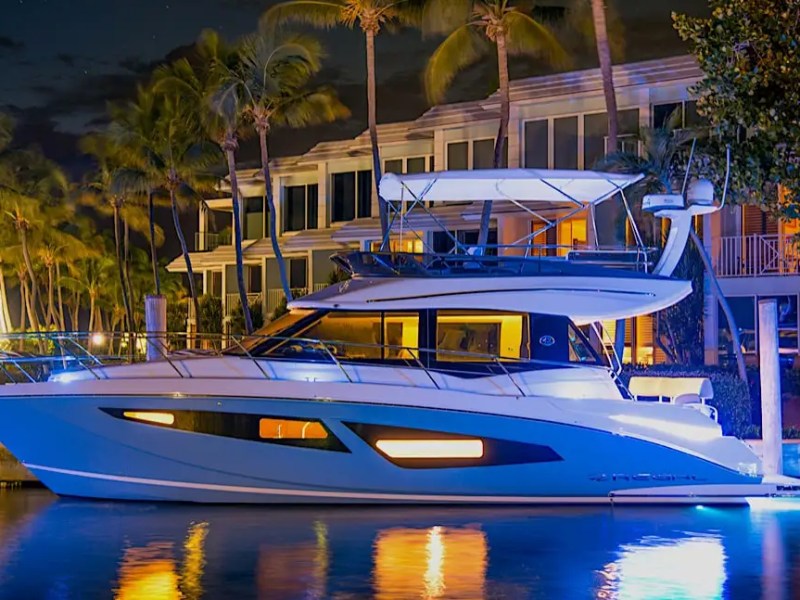 42' Regal - Boat Rental in St. Petersburg, Florida
