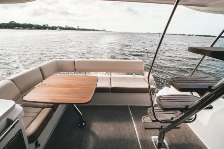 42' Regal - Boat Rental in St. Petersburg, Florida