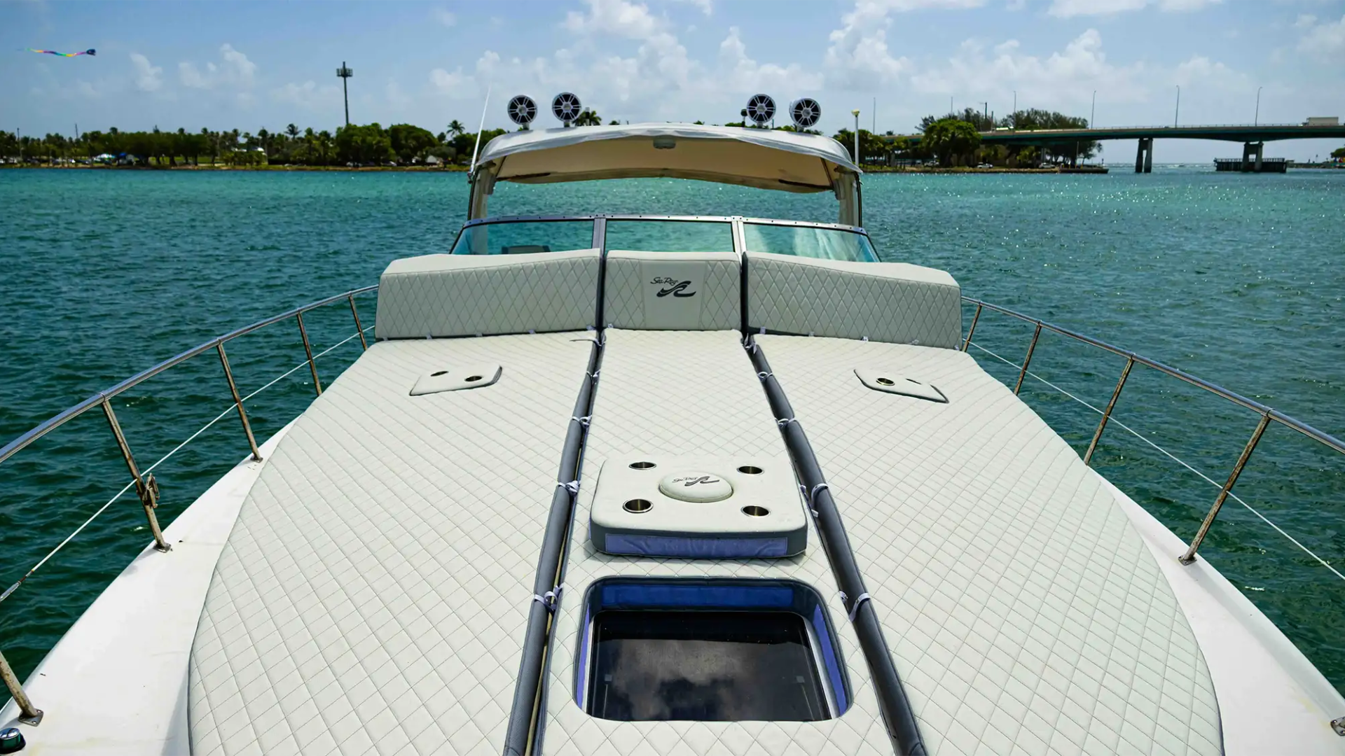 44' SeaRay - Yacht Rental in Sunny Isles, Florida