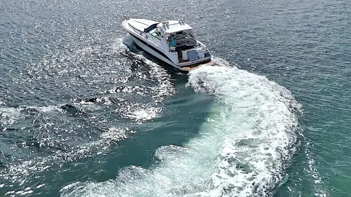 44' SeaRay - Yacht Rental in Sunny Isles, Florida