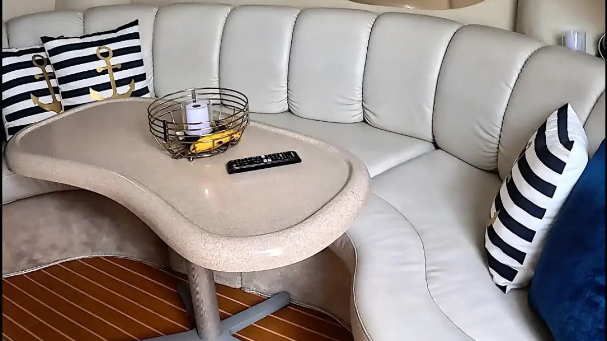 44' SeaRay - Yacht Rental in Sunny Isles, Florida