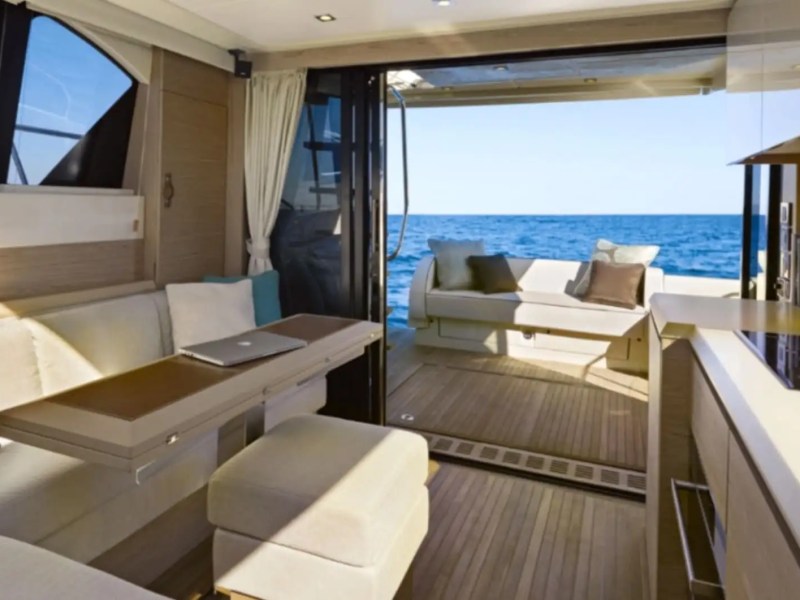 45' Beneteau - Boat Rental in Fort Lauderdale, Florida
