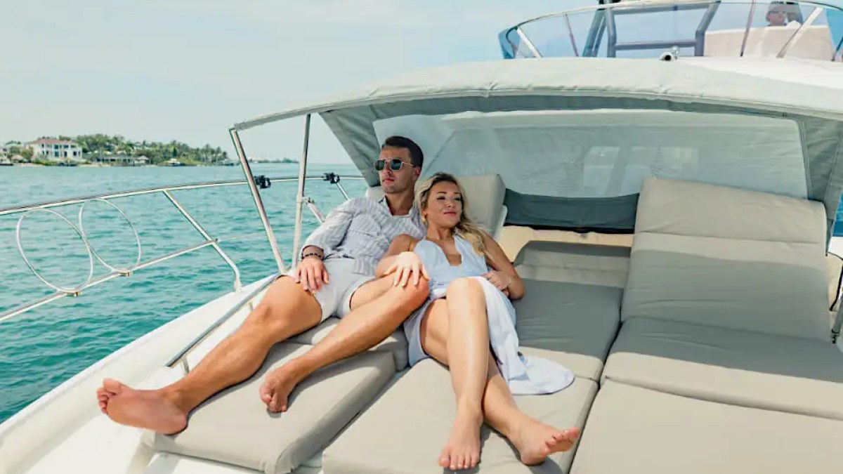 46' Prestige - Boat Rental in Sarasota, Florida