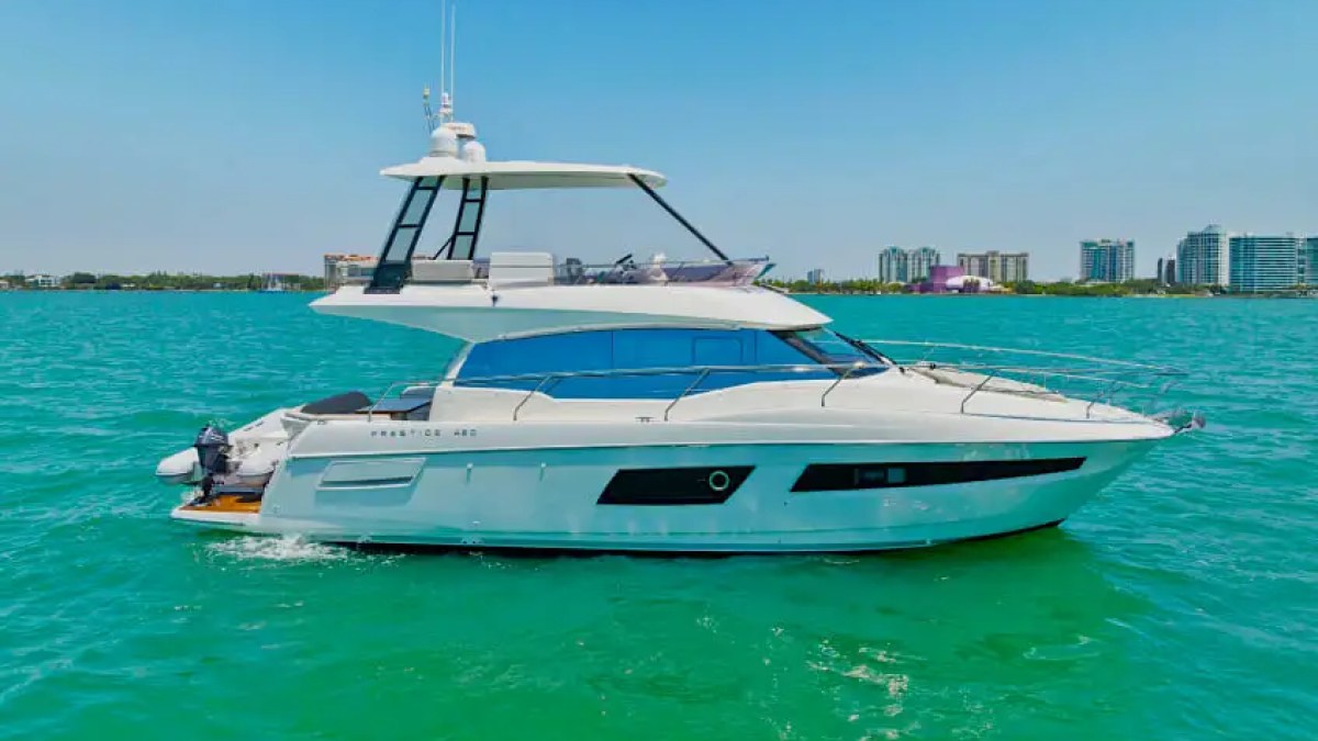 46' Prestige - Boat Rental in Sarasota, Florida