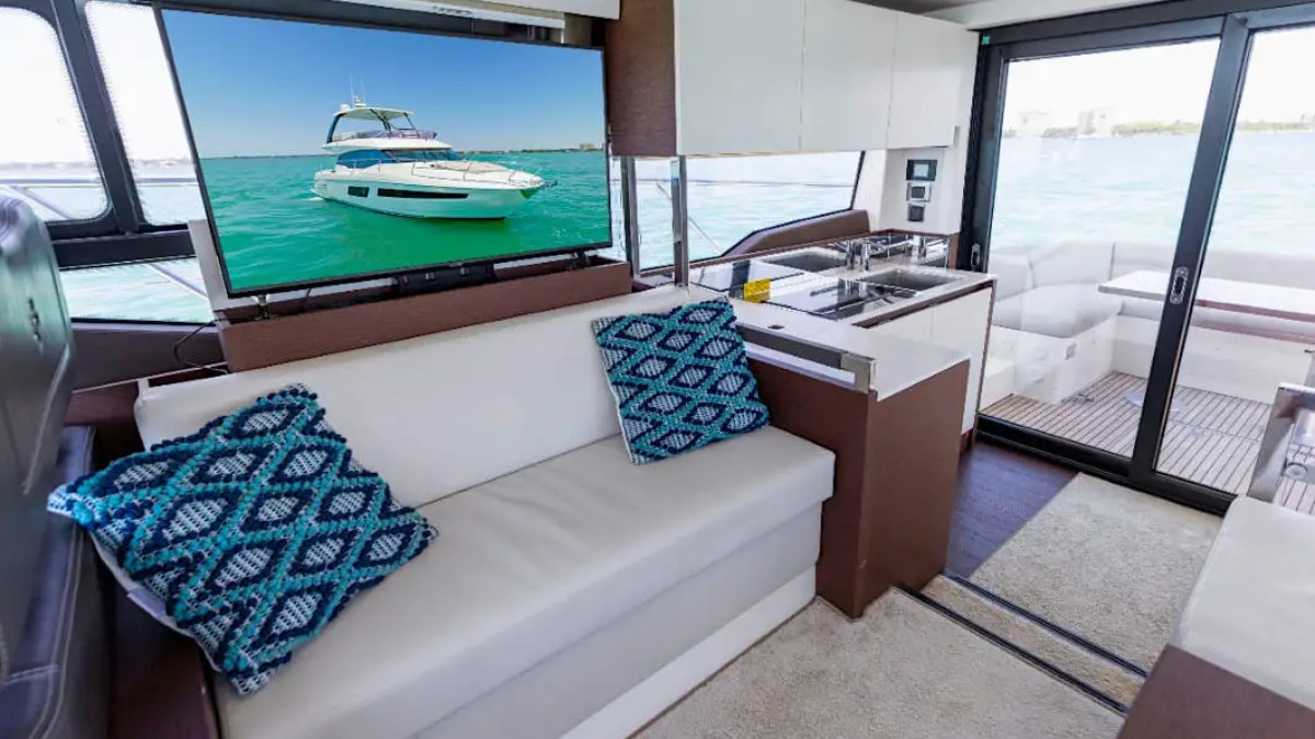 46' Prestige - Boat Rental in Sarasota, Florida