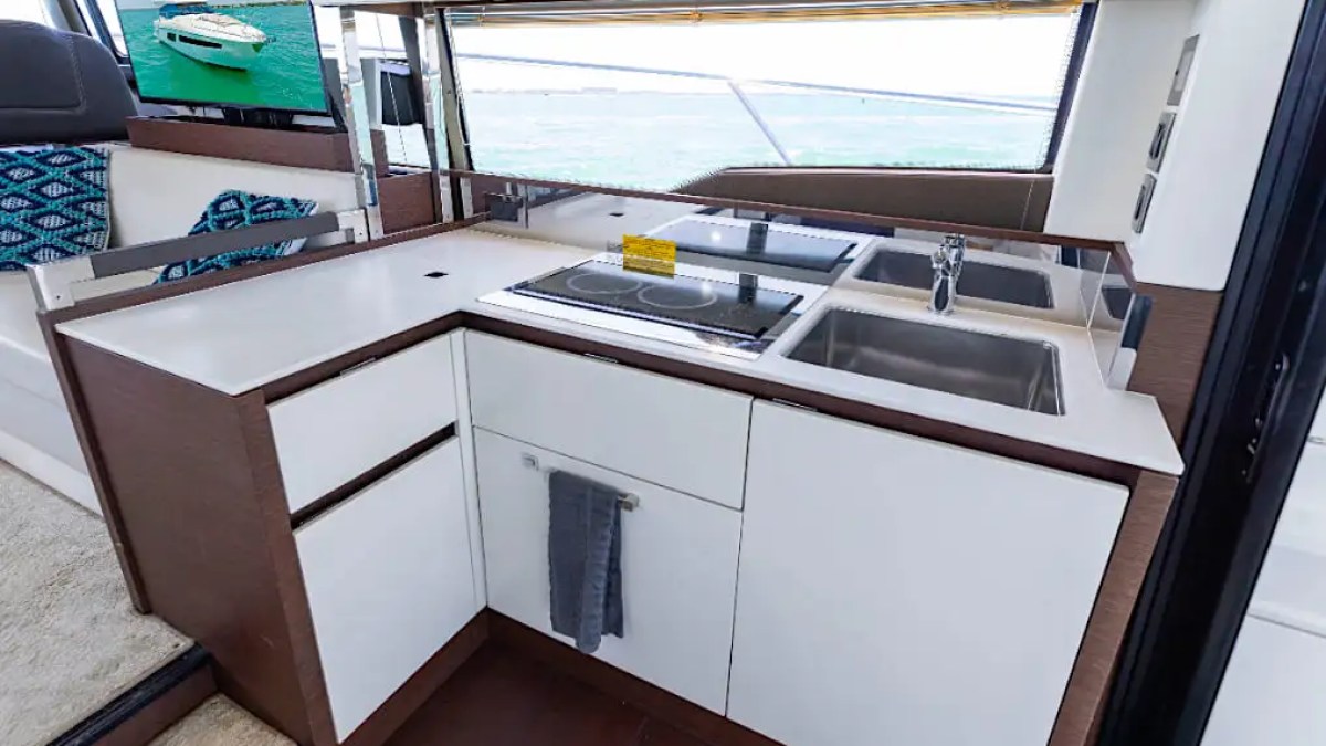 46' Prestige - Boat Rental in Sarasota, Florida