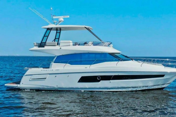 47' Prestige - Boat Rental in St. Petersburg, Florida