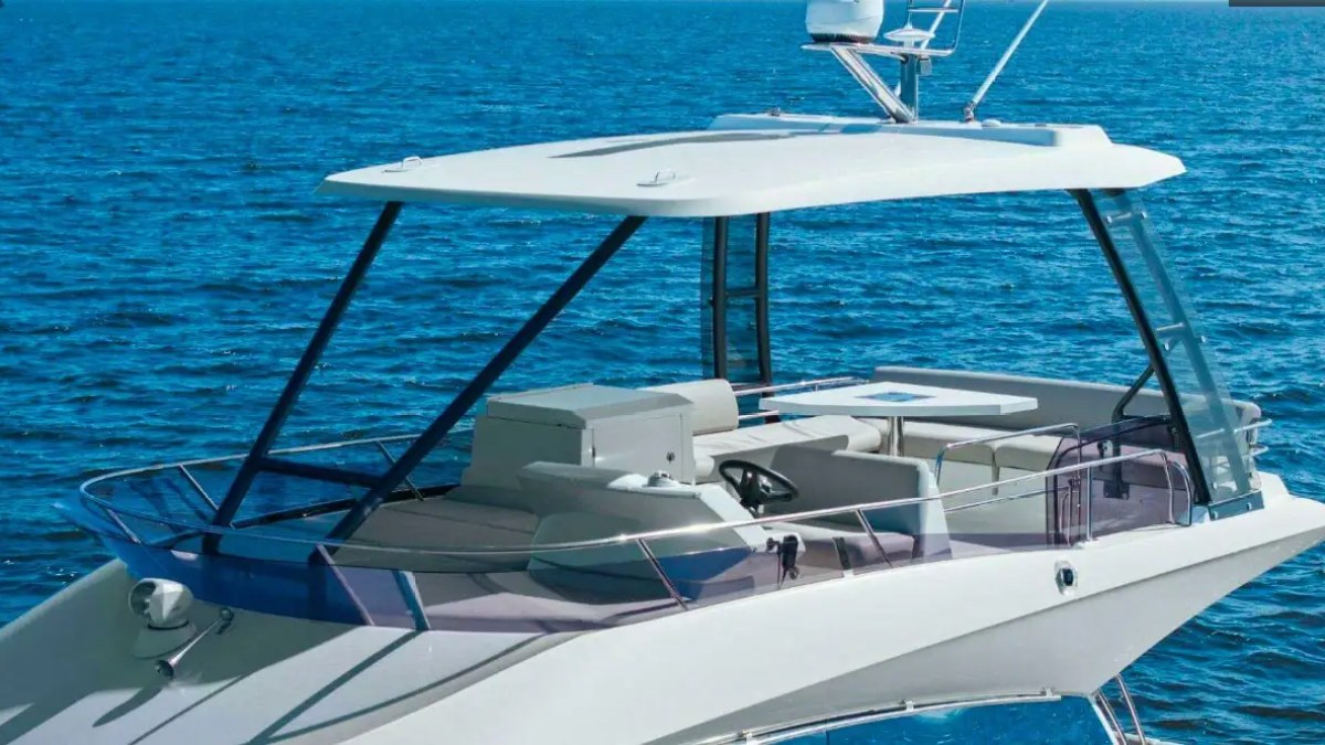 47' Prestige - Boat Rental in St. Petersburg, Florida