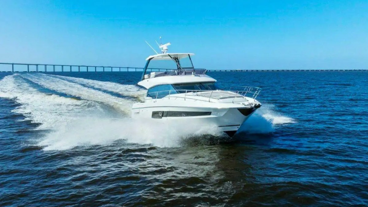 47' Prestige - Boat Rental in St. Petersburg, Florida