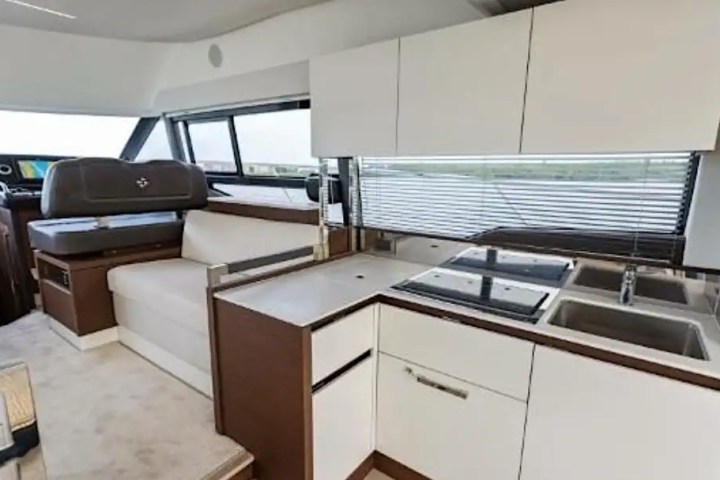 47' Prestige - Boat Rental in St. Petersburg, Florida