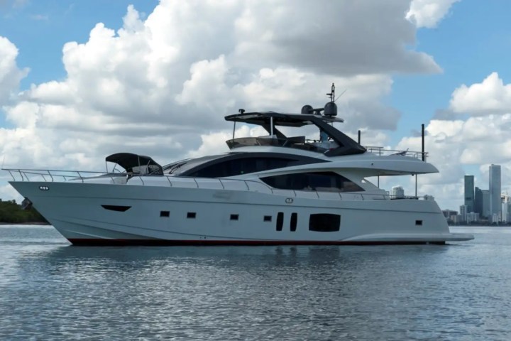 80' Astondoa - Yacht Rental in Fort Lauderdale, Florida