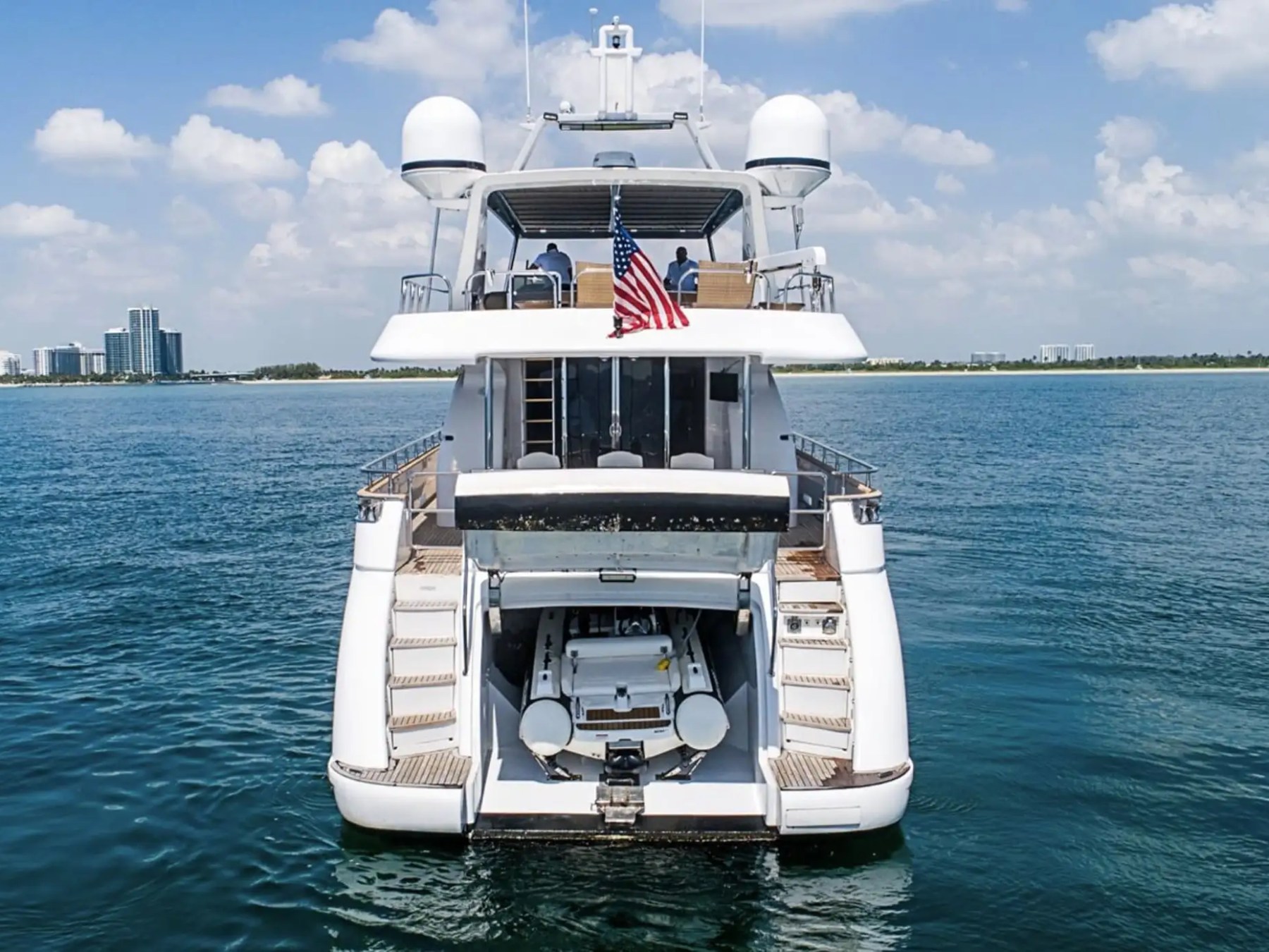 85′ Azimut shaded lounge area Miami – image 18