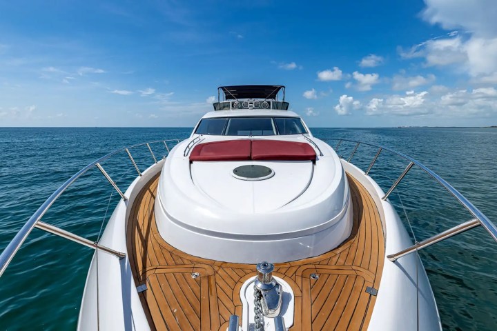 80′ Sunseeker formal dining area Miami
