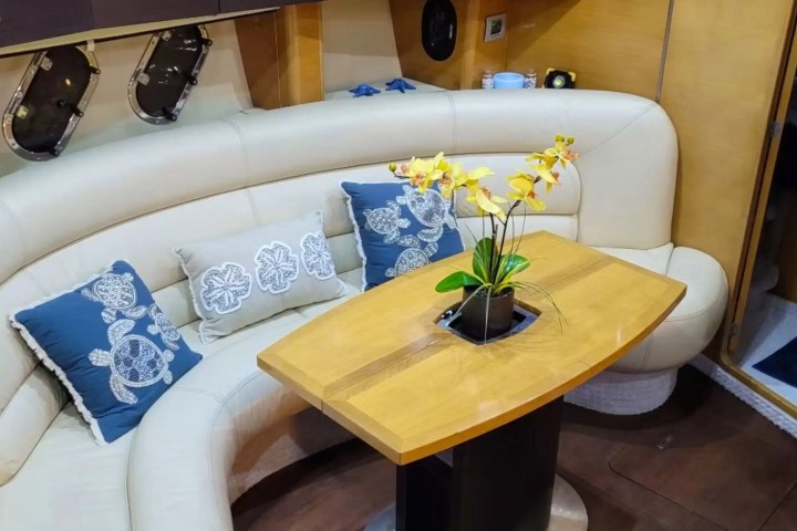 50′ Cranchi formal dining area Key Biscayne