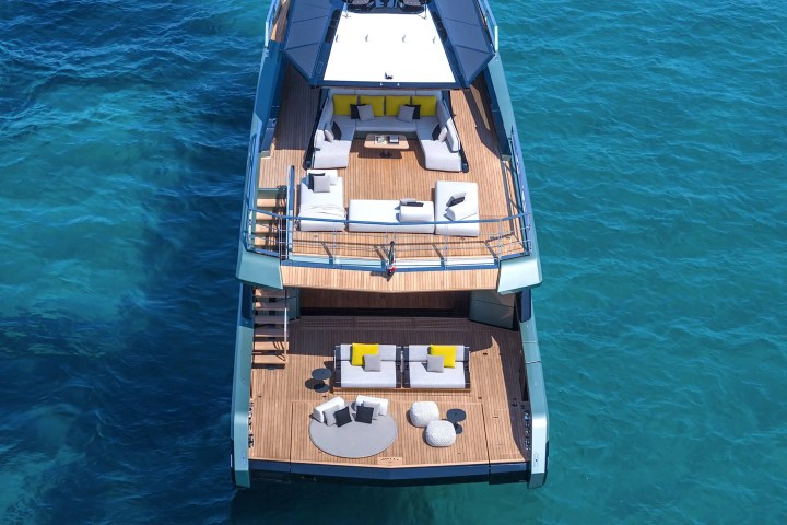 85′ Wally formal dining Miami – image 04