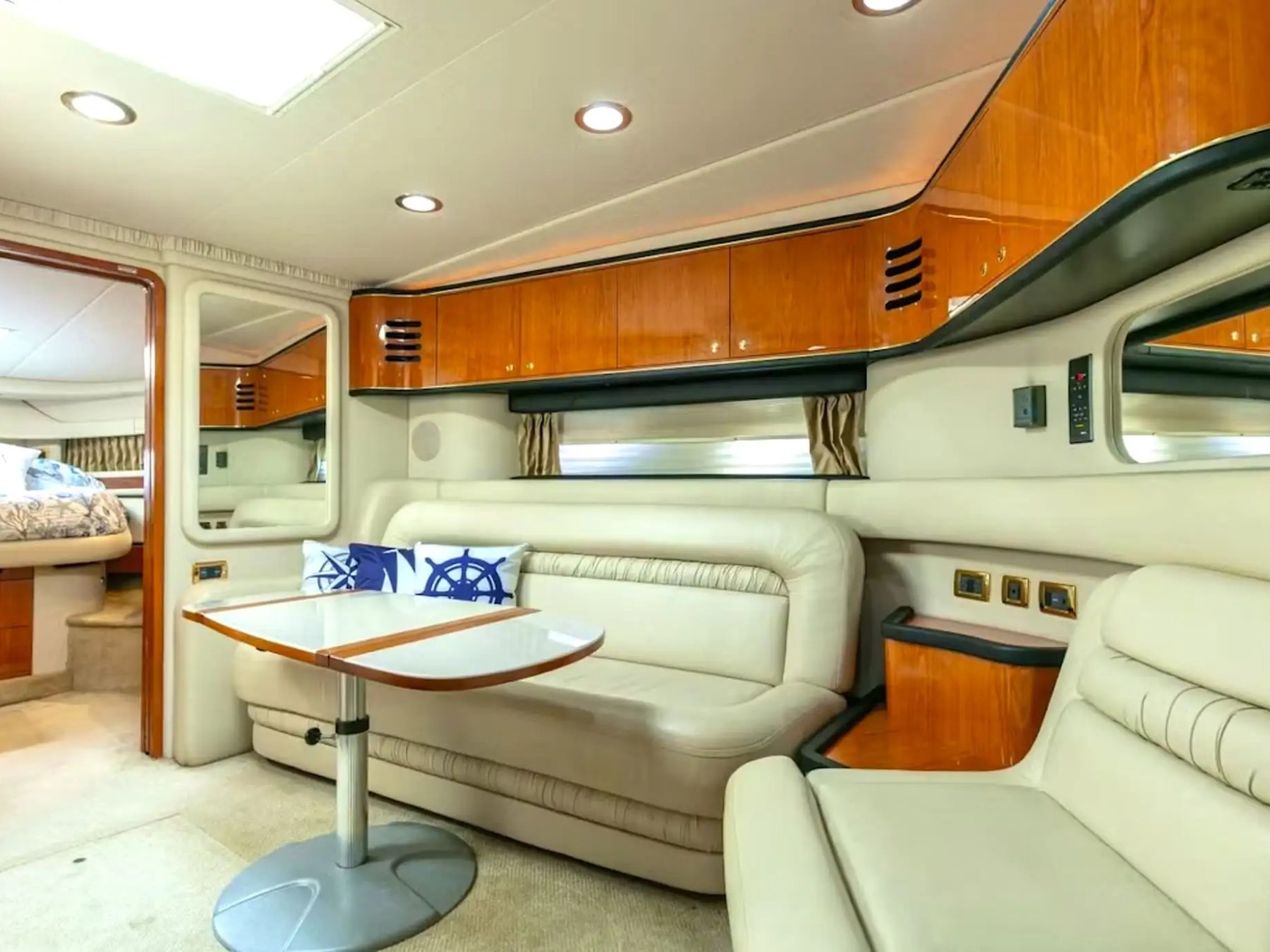 52' SeaRay - Yacht Rental in Fort Lauderdale, Florida