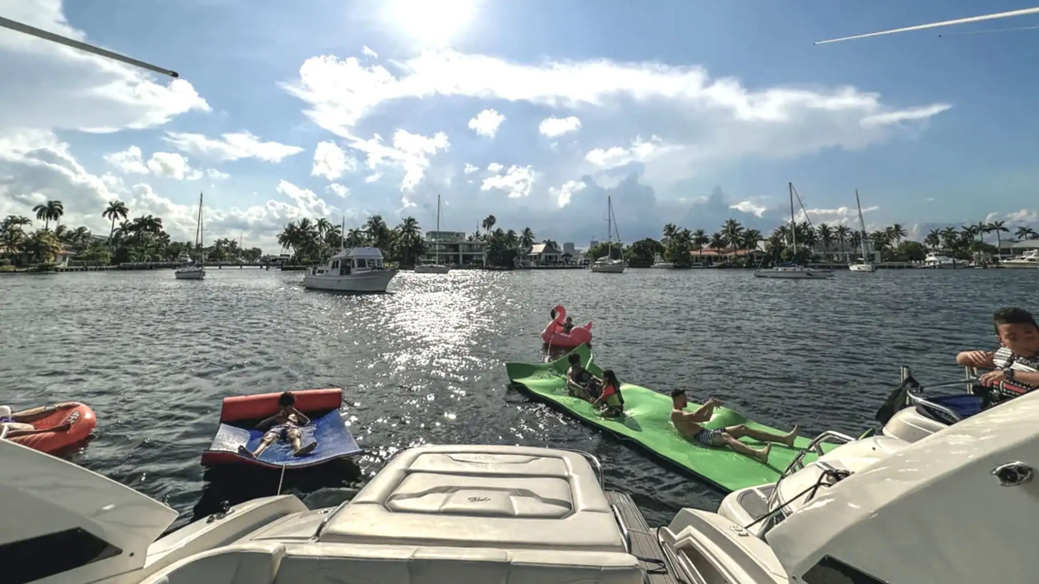 33' Monterrey - Boat Rental in Fort Lauderdale, Florida