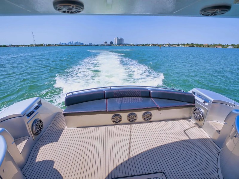 62' Pershing - Yacht Rental in North Bay Village, Florida