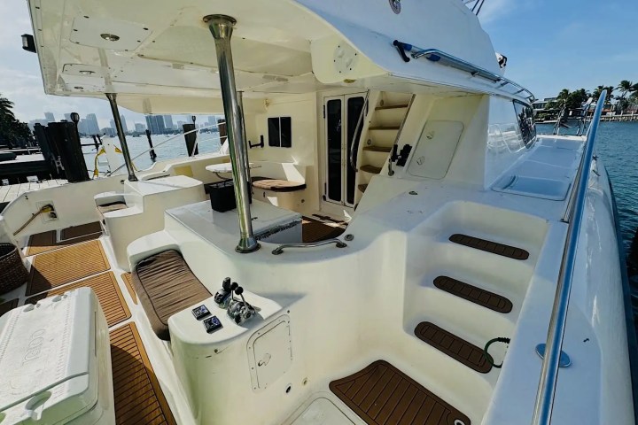 Side-deck walkway view on 52′ Africat Miami