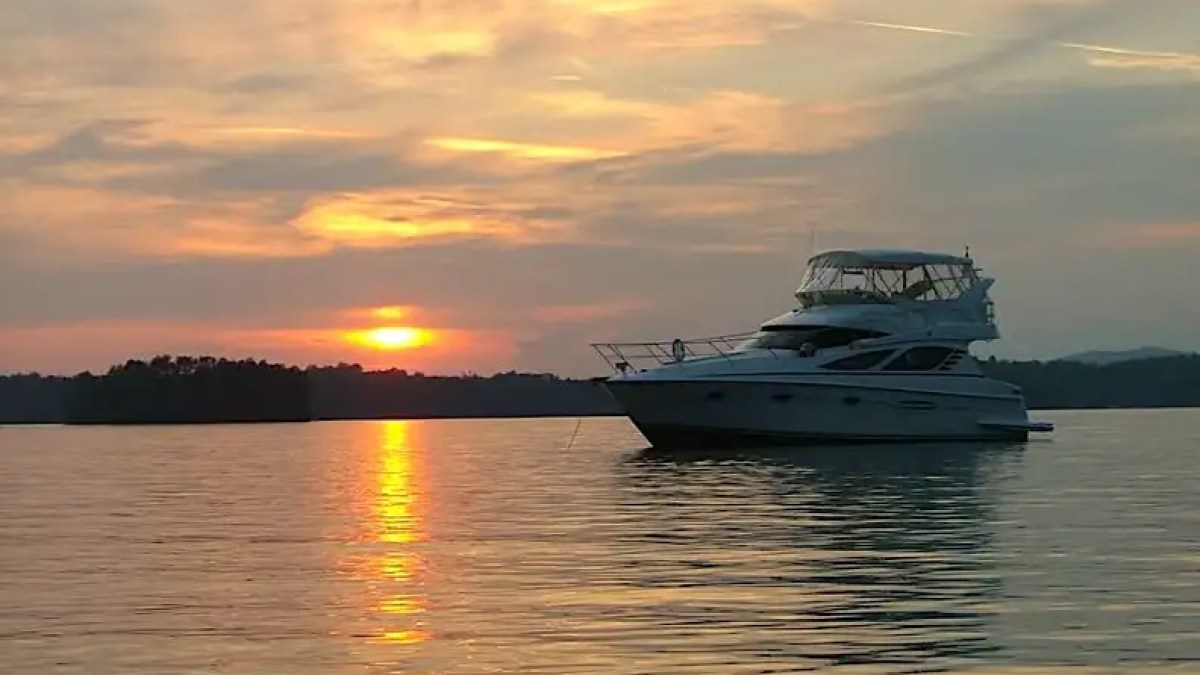 38' Silverton - Boat Rental in Saint Augustine, Florida