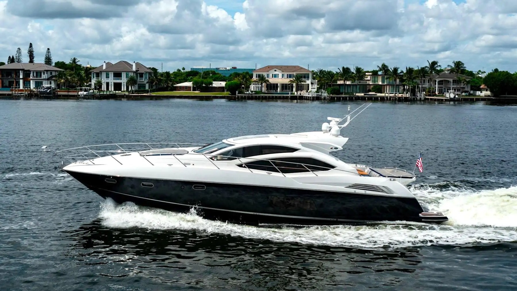 64' SunSeeker - Yacht Rental in Jupiter, Florida