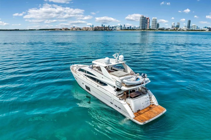 88' Princess - Yacht Rental in Miami Beach, Florida