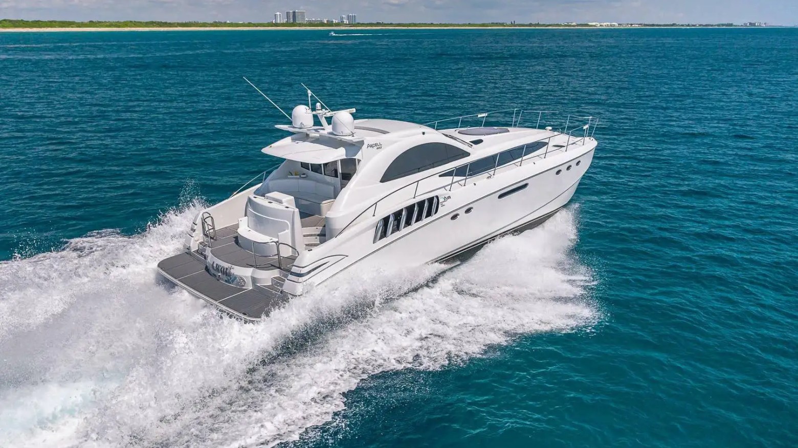 65' Axcell - Yacht Rental in Palm Beach Gardens, Florida