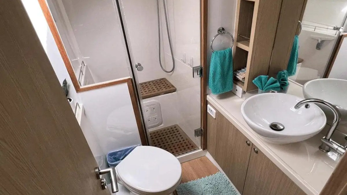 50' Aquila - Yacht Rental in St. Petersburg, Florida