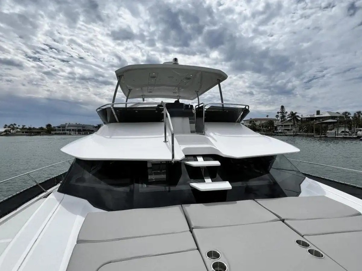 50' Aquila - Yacht Rental in St. Petersburg, Florida