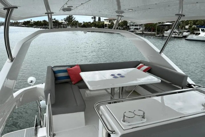 50' Aquila - Yacht Rental in St. Petersburg, Florida