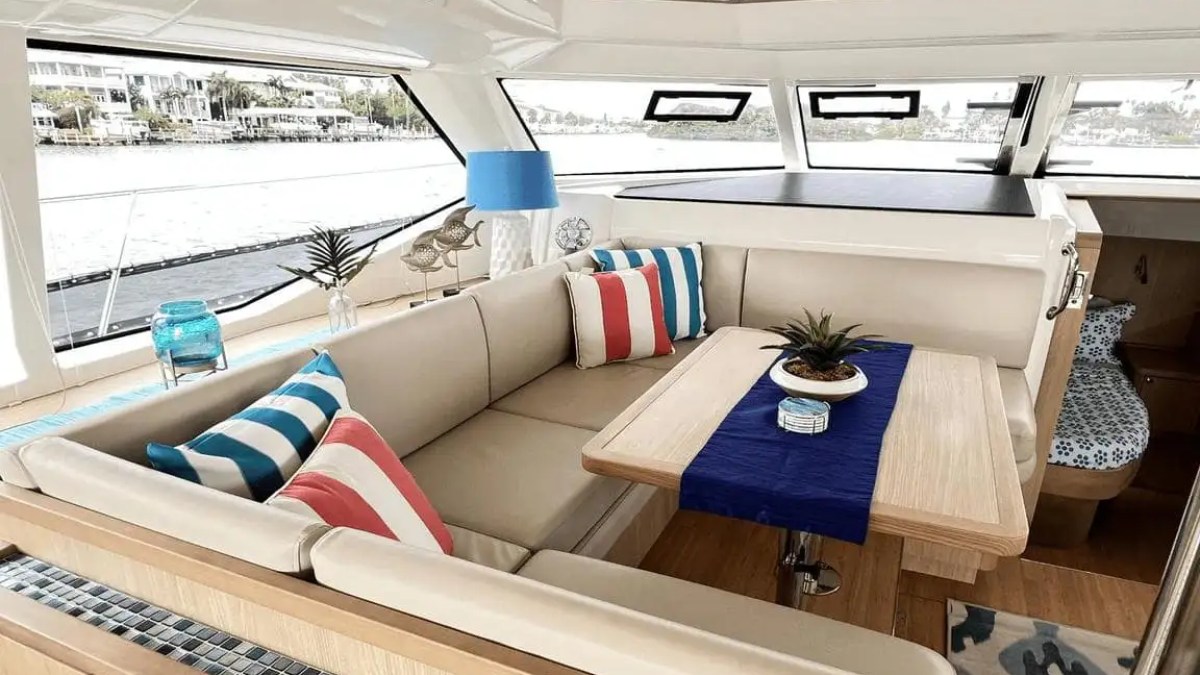 50' Aquila - Yacht Rental in St. Petersburg, Florida