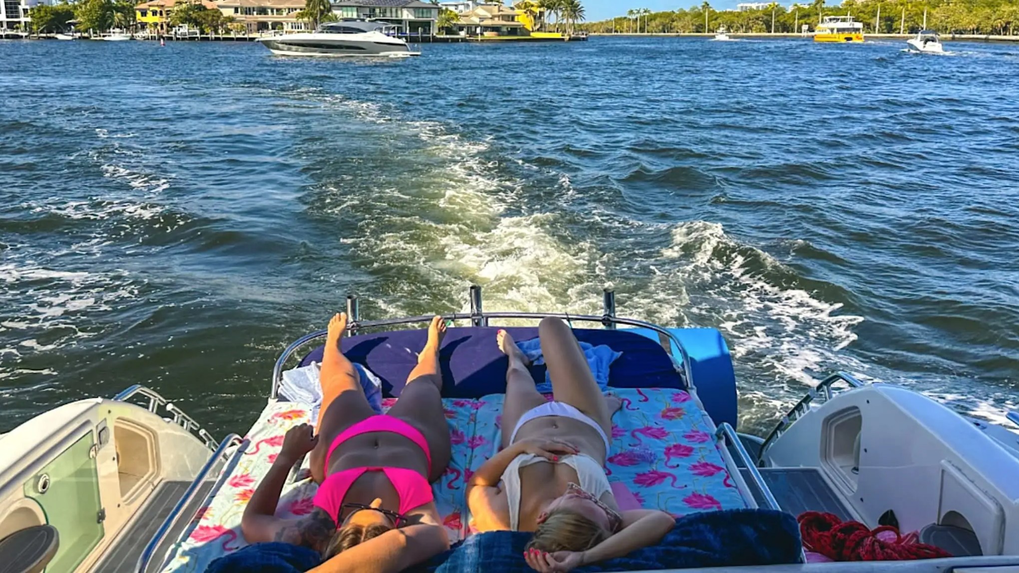 50' Fairline - Yacht Rental in Fort Lauderdale, Florida