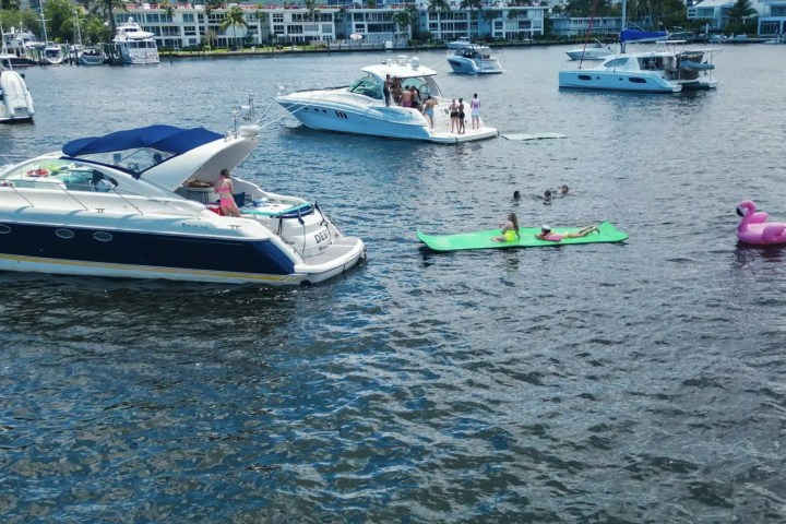 50' Fairline - Yacht Rental in Fort Lauderdale, Florida