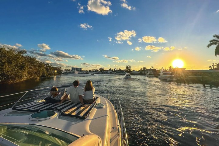 50' Fairline - Yacht Rental in Fort Lauderdale, Florida