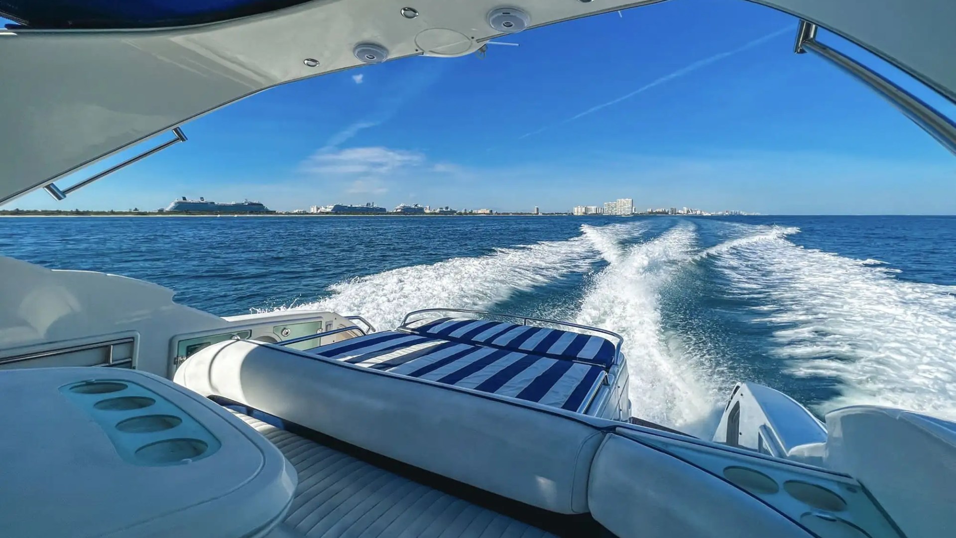 50' Fairline - Yacht Rental in Fort Lauderdale, Florida