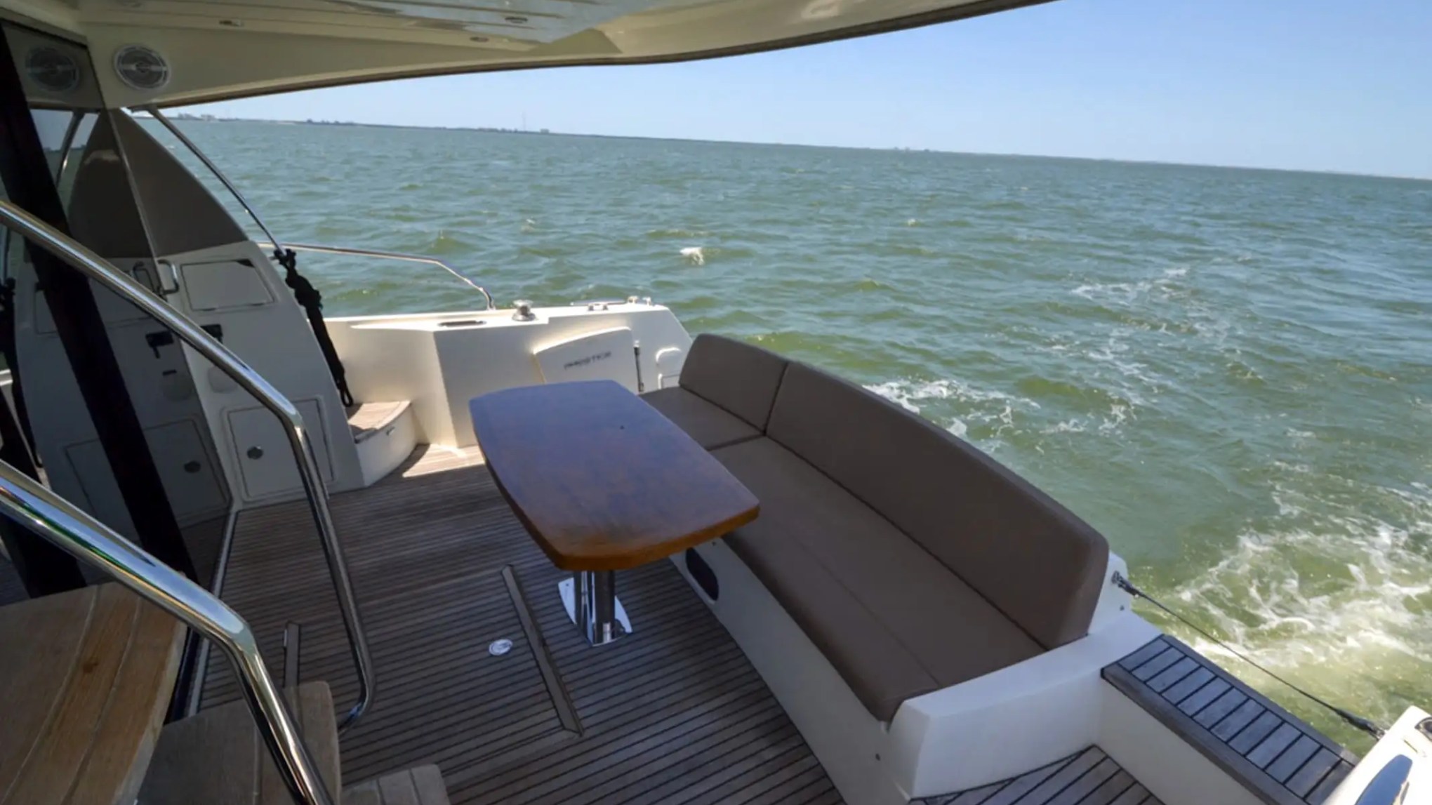 50' Prestige - Yacht Rental in Tampa, Florida