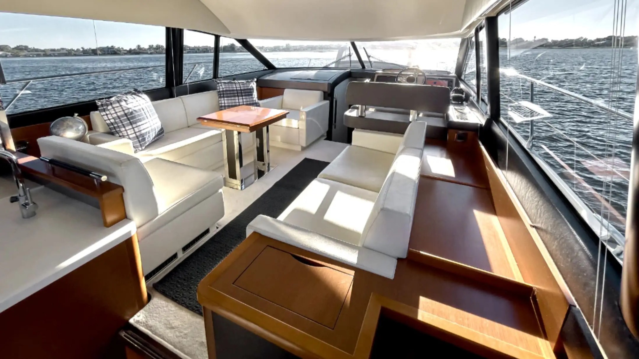 50' Prestige - Yacht Rental in Tampa, Florida